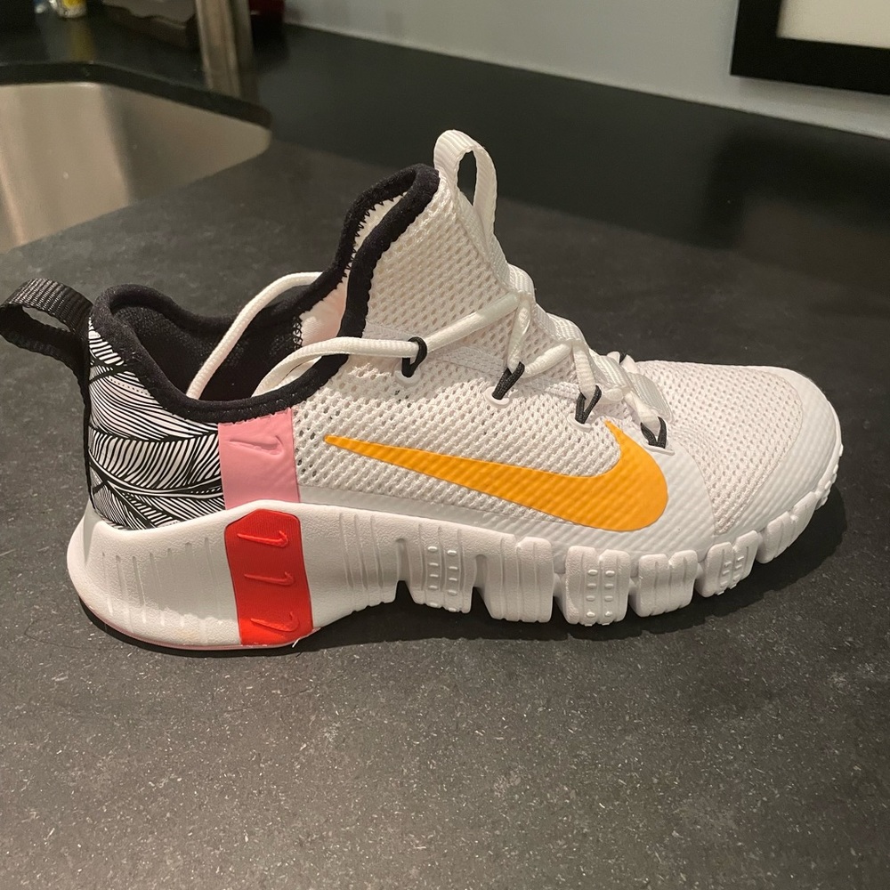 COPY - Nike Womens Metcon 3 Size 9